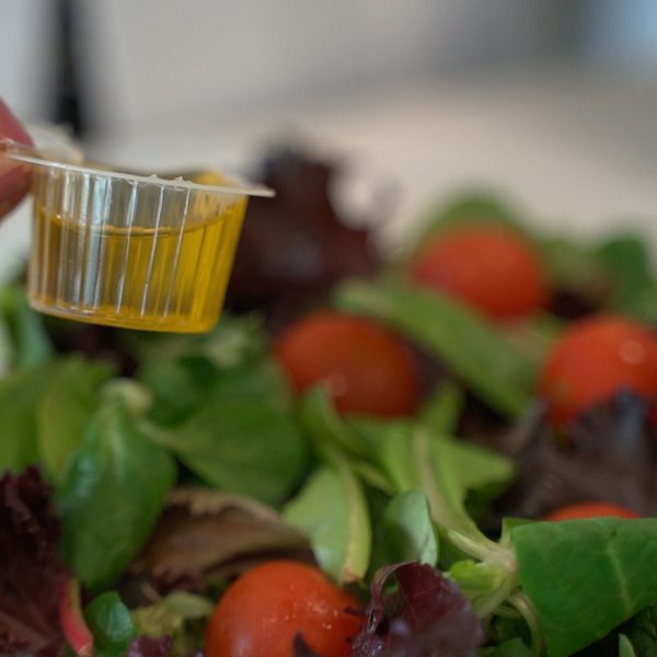 100% compostable single-use packaging for extra virgin olive oil
