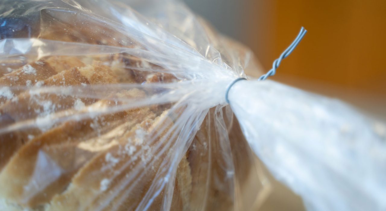 ADBioplastics' compostable BioLoop Band filament to be showcased at NPE 2024 being used as a closure in baked goods