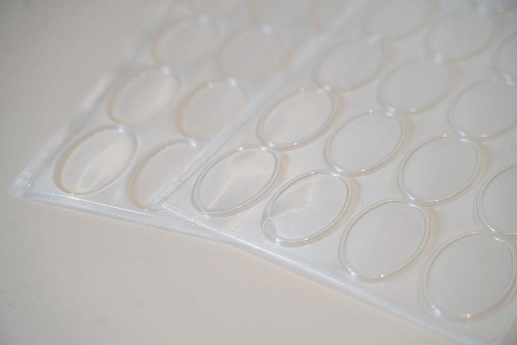 Bandejas termoformadas para el sector alimentación fabricadas con bioplástico PLA-Premium